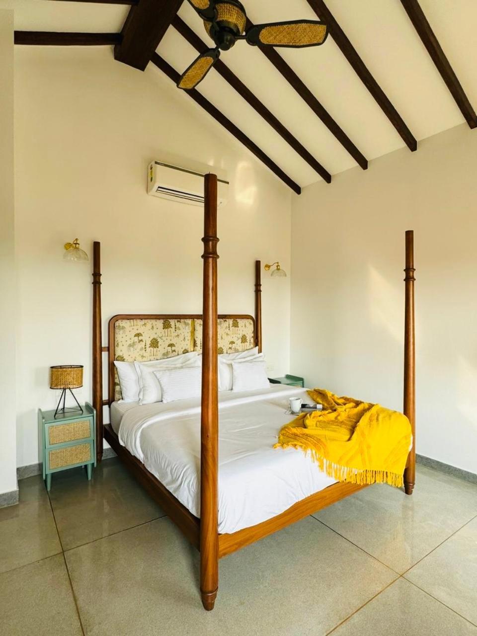 Вилла Casa Azul- Luxury 4Bhk Assagao With Private Pool Вагатор Экстерьер фото
